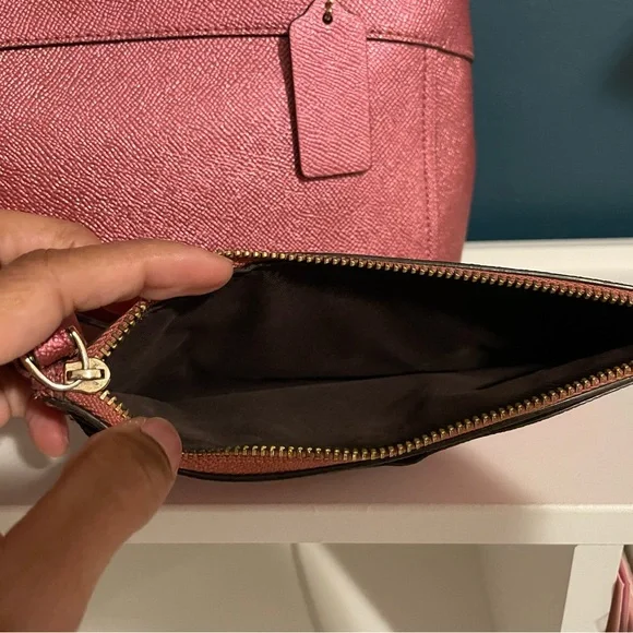 COACH BROOKE MINI SATCHEL CROSSBODY BAG & WRISTLET WALLET - Picture 9 of 9